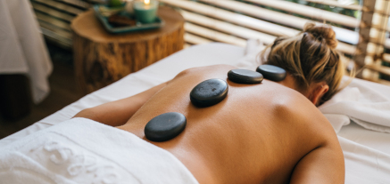 terapia piedras calientes